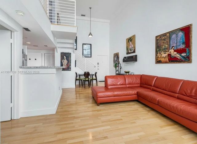 4 of 39 - 7728 Collins Avenue #16, Miami Beach, FL
