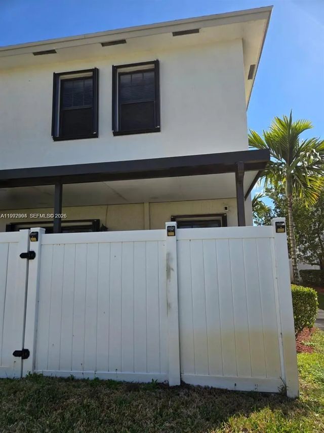 4 of 38 - 1166 Sw 7th Avenue, Florida City, FL