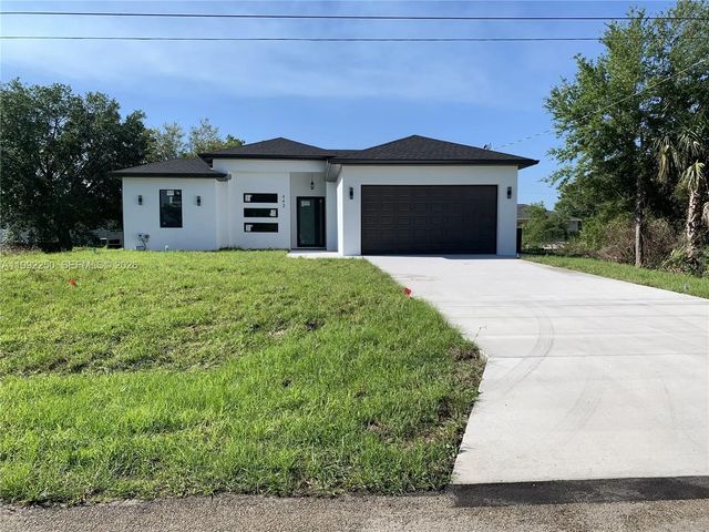 442 Redwing Street, Lehigh Acres