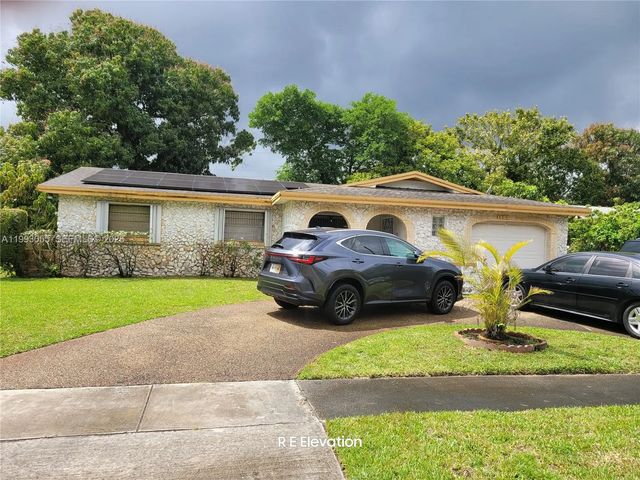 1149 Nw 45th Avenue, Lauderhill
