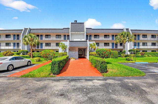 2 of 42 - 4248 Deste Court #304, Lake Worth, FL