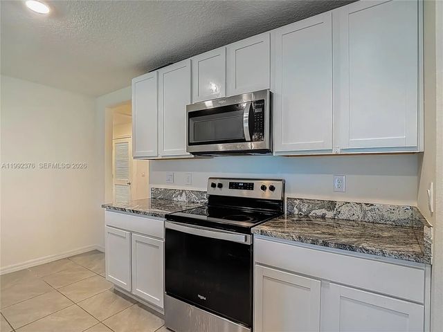 5 of 31 - 3034 Rim Drive, Spring Hill, FL