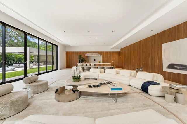 2 of 39 - 8755 Sw 54th Avenue, Miami, FL