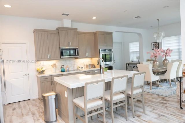 3 of 62 - 11826 Sw 13th Court, Pembroke Pines, FL