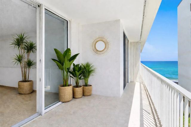 5 of 44 - 3580 S Ocean Boulevard #4c, South Palm Beach, FL