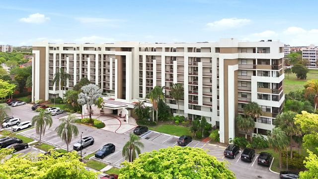 2 of 40 - 7050 Nw 44th Street #705, Lauderhill, FL