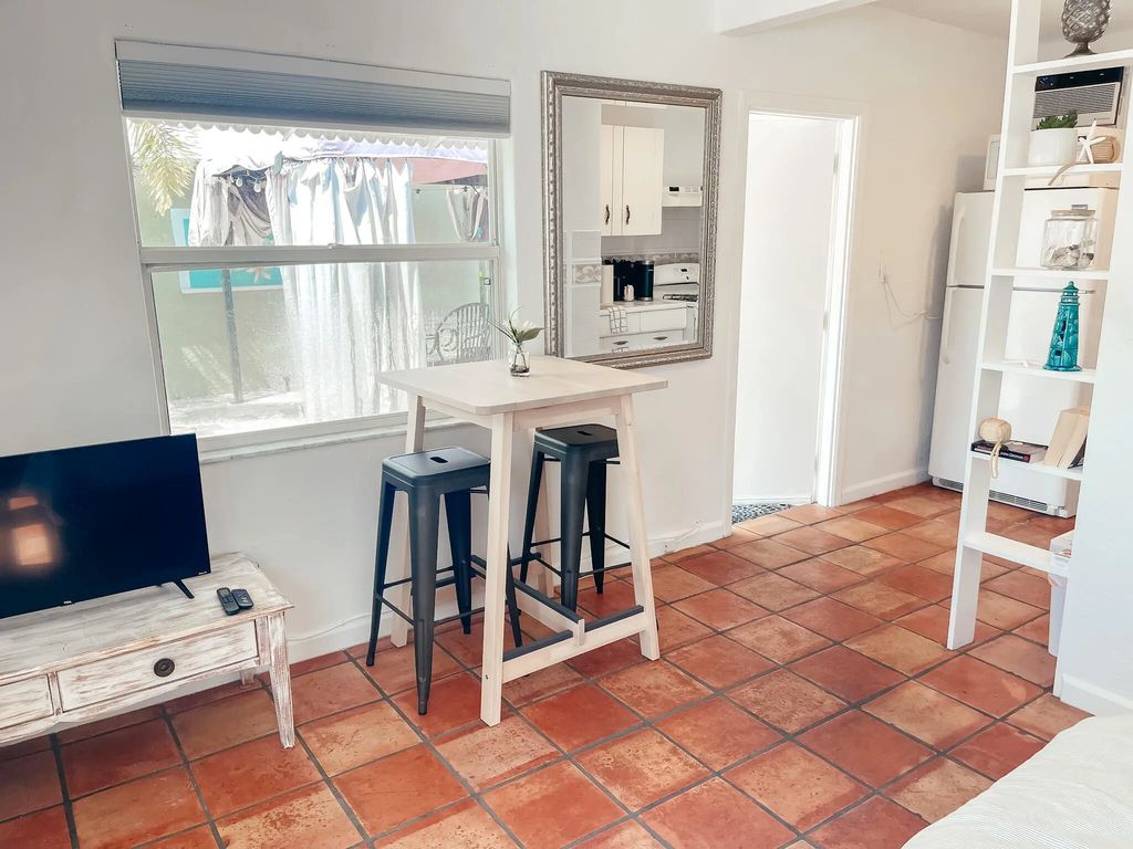 516 3rd Avenue S, Lake Worth Beach