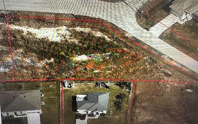 2 of 3 - 3807 24th Street W, Lehigh Acres, FL