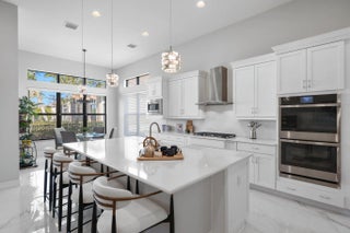 Photo of Listing #B26011560