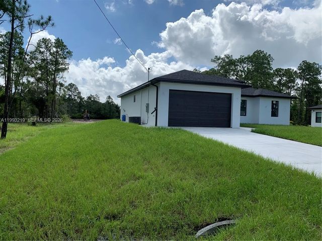 2 of 3 - 1016 Cortez Avenue, Lehigh Acres, FL