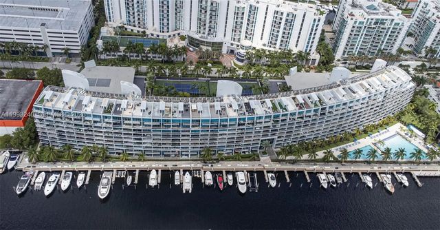 2950 Ne 188th Street #139, Aventura