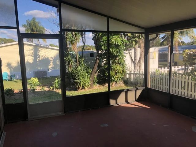 5 of 6 - 7847 Se Swan Avenue, Hobe Sound, FL