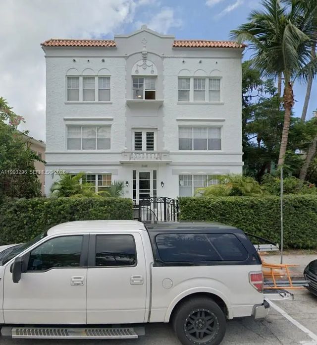 1611 Michigan Avenue #10, Miami Beach