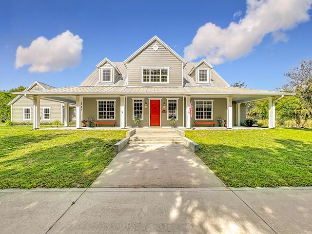 2 of 50 - 2135 55th Avenue Sw, Vero Beach, FL