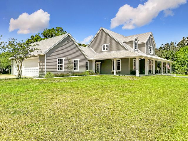 3 of 50 - 2135 55th Avenue Sw, Vero Beach, FL