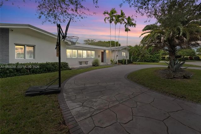 2 of 42 - 7305 Sw 123rd Terrace, Pinecrest, FL
