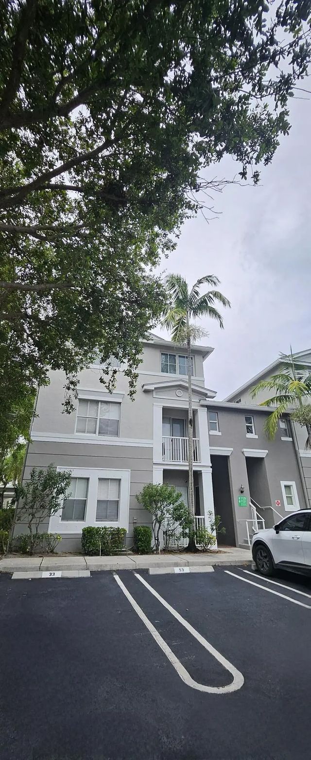 2 of 19 - 1110 E Shoma Drive E #423, Royal Palm Beach, FL