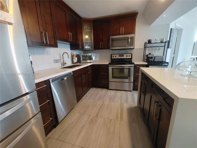 5 of 50 - 7135 Collins Avenue #525, Miami Beach, FL