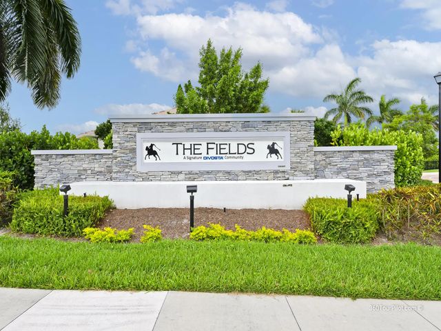 4814 Chantilly Road, Lake Worth