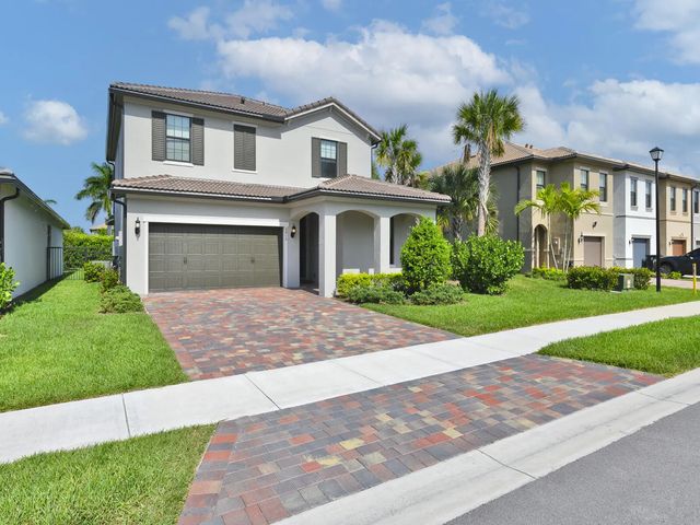 3 of 51 - 4814 Chantilly Road, Lake Worth, FL