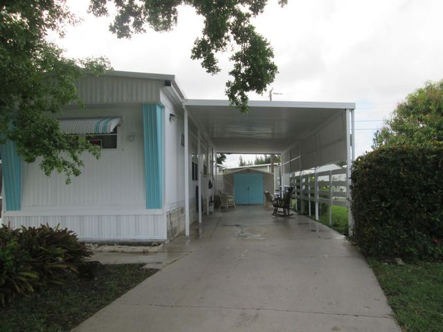 3 of 40 - 4261 Meadow View Drive, Boynton Beach, FL