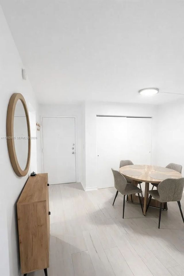 4 of 14 - 16851 Ne 23rd Avenue #b604, North Miami Beach, FL