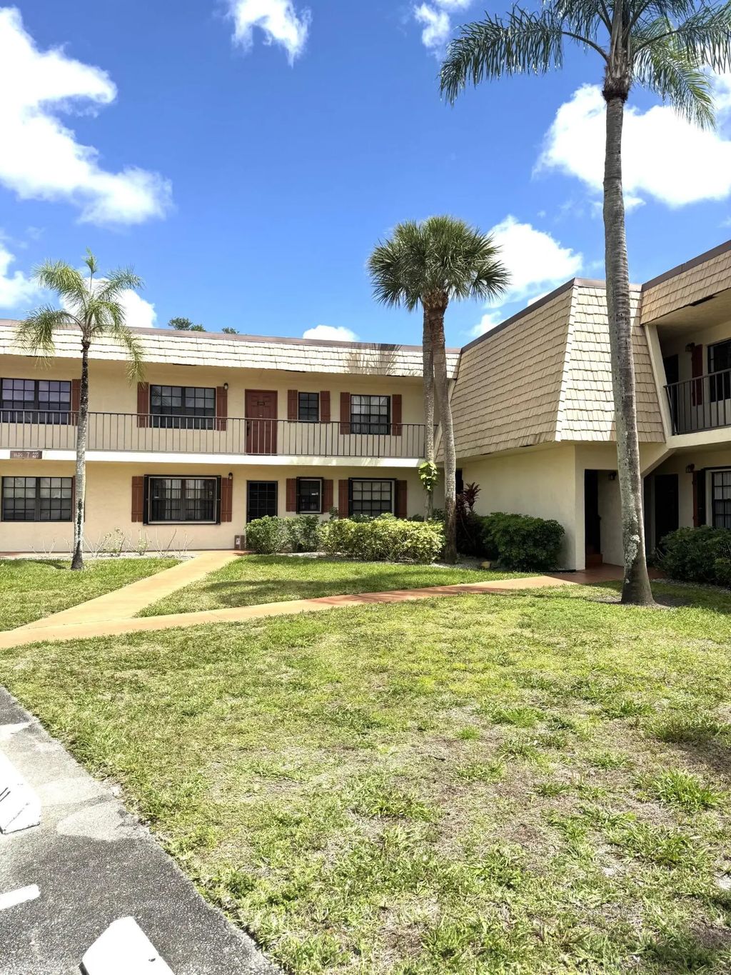 4121 Oak Terrace Drive, Greenacres