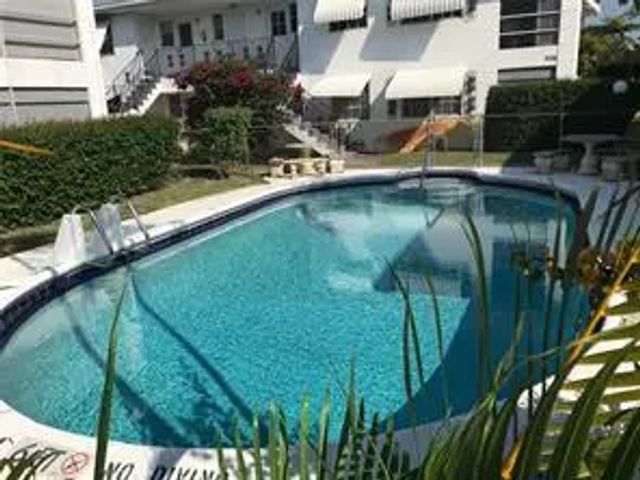 2 of 8 - 3720 Harrison Street #3, Hollywood, FL