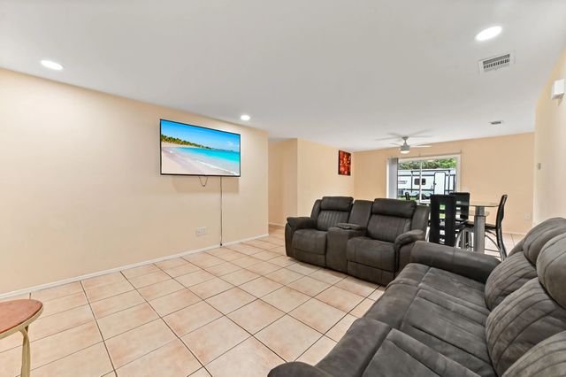 3 of 21 - 2441 Se University Terrace, Port St. Lucie, FL