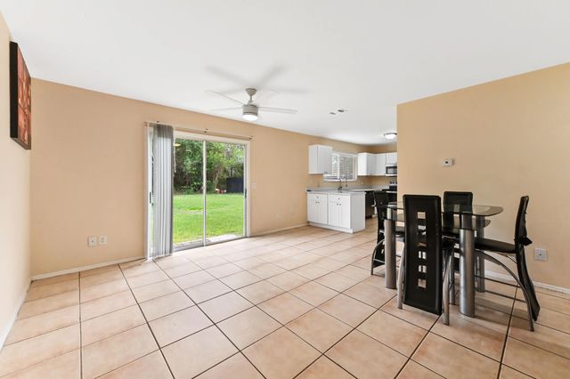 4 of 21 - 2441 Se University Terrace, Port St. Lucie, FL