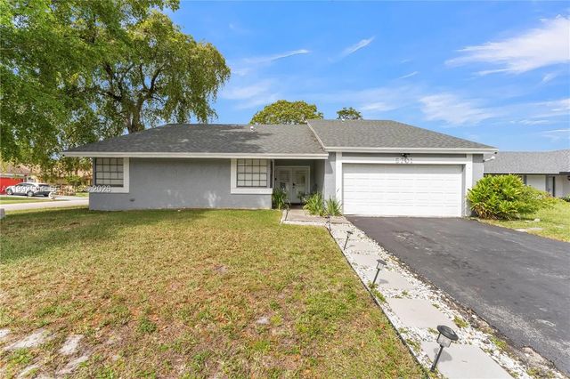 5701 Nw 54th Way, Tamarac