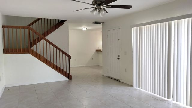 4707 47th Way, West Palm Beach