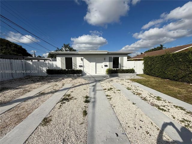 2 of 16 - 2784 Sw 31st Place, Miami, FL