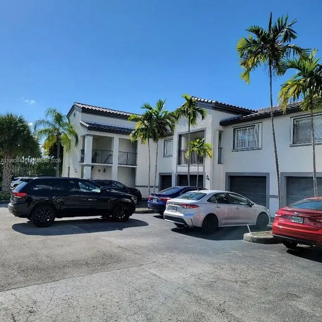 4370 Nw 107th Avenue #107, Doral