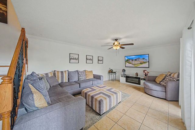 4 of 37 - 149 Lake Arbor Drive, Palm Springs, FL