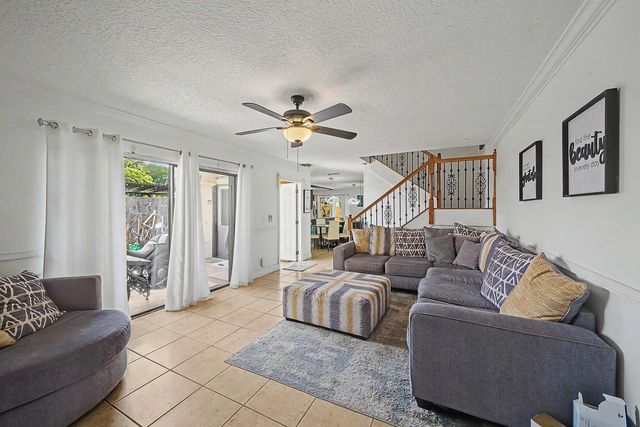 5 of 37 - 149 Lake Arbor Drive, Palm Springs, FL