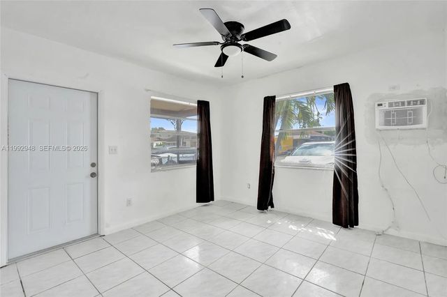3 of 16 - 724 Nw 6th Street, Hallandale Beach, FL