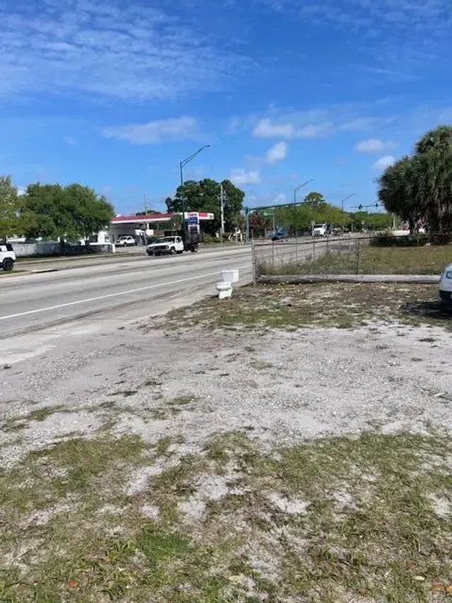 3 of 4 - 000 N 25th  Street, Fort Pierce, FL