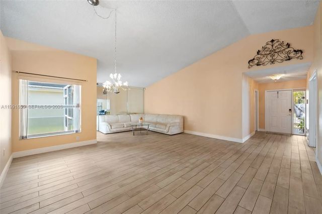 4 of 28 - 12556 Nw 10th Place, Sunrise, FL