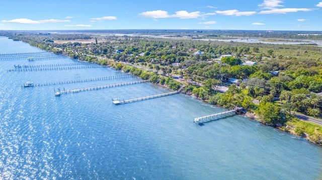 10007 S Indian River Drive, Fort Pierce