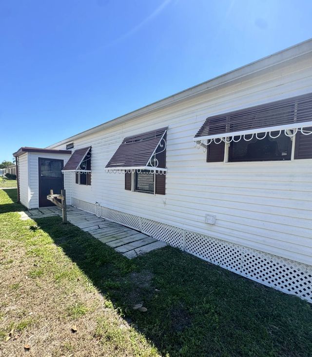 4 of 38 - 37 San Roberto, Fort Pierce, FL