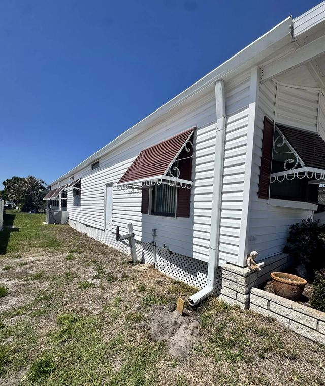 5 of 38 - 37 San Roberto, Fort Pierce, FL