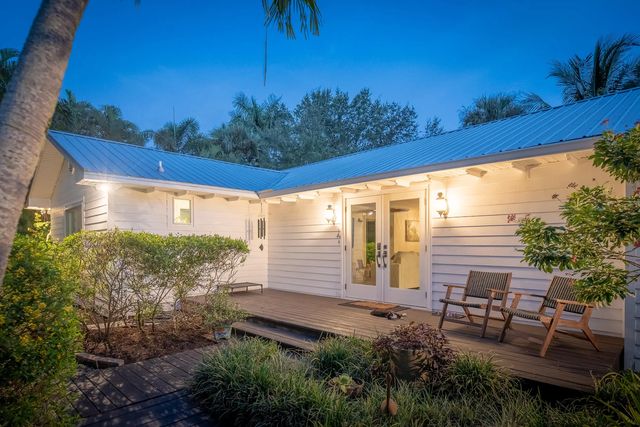 4 of 62 - 547 Sw Riverview Street, Stuart, FL