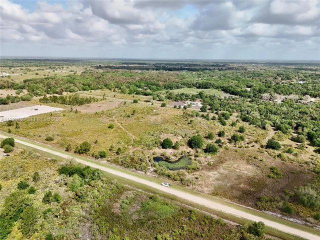 2 of 41 - 17923 Nw 250th, Okeechobee, FL
