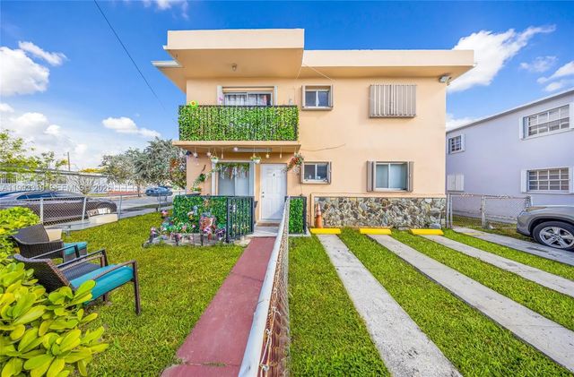 2 of 30 - 955 W 23rd Street, Hialeah, FL