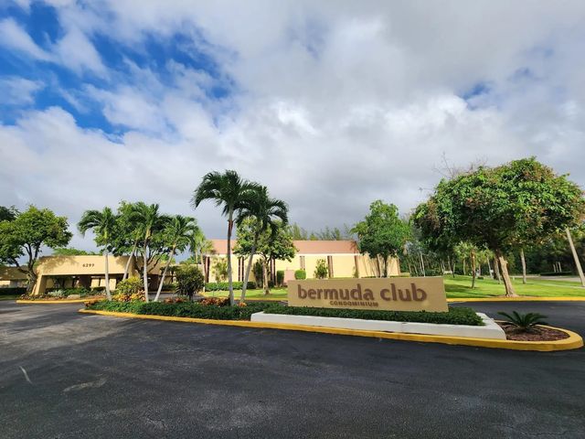 5851 Nw 62nd Avenue #105, Tamarac