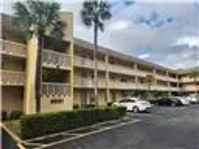 2 of 18 - 5851 Nw 62nd Avenue #105, Tamarac, FL