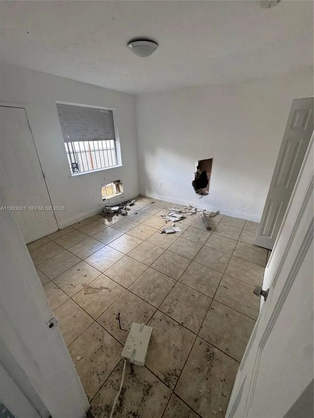 3 of 9 - 1620 Nw 64th Street, Miami, FL