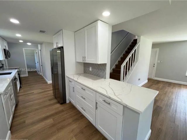 2 of 24 - 343 Ellison Avenue, Lake Placid, FL