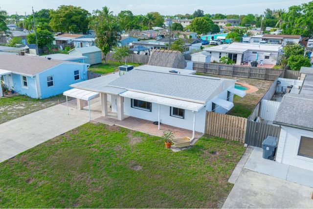 2 of 24 - 3110 Scanlan Avenue, Lake Worth, FL